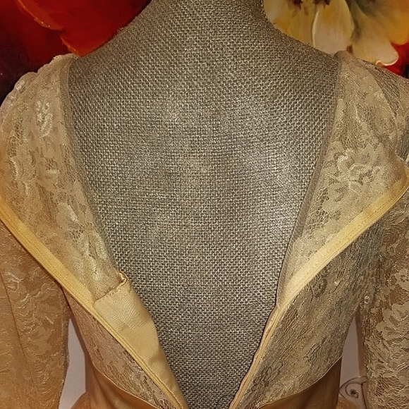 💃Host Pick! Vintage Style Golden Tulle Dress🧚‍♀️ - Picture 4 of 8